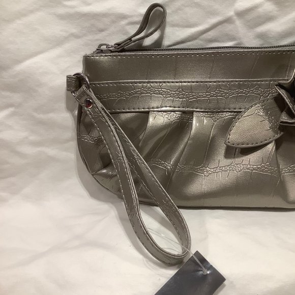 Metallic Bronze Wristlet with Flower detail NWT - Picture 5 of 9